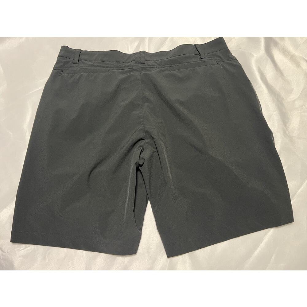 Black Clover Golf Shorts Men’s 38 Dark Gray Stretch 11" Inseam Performance - Picture 2 of 5